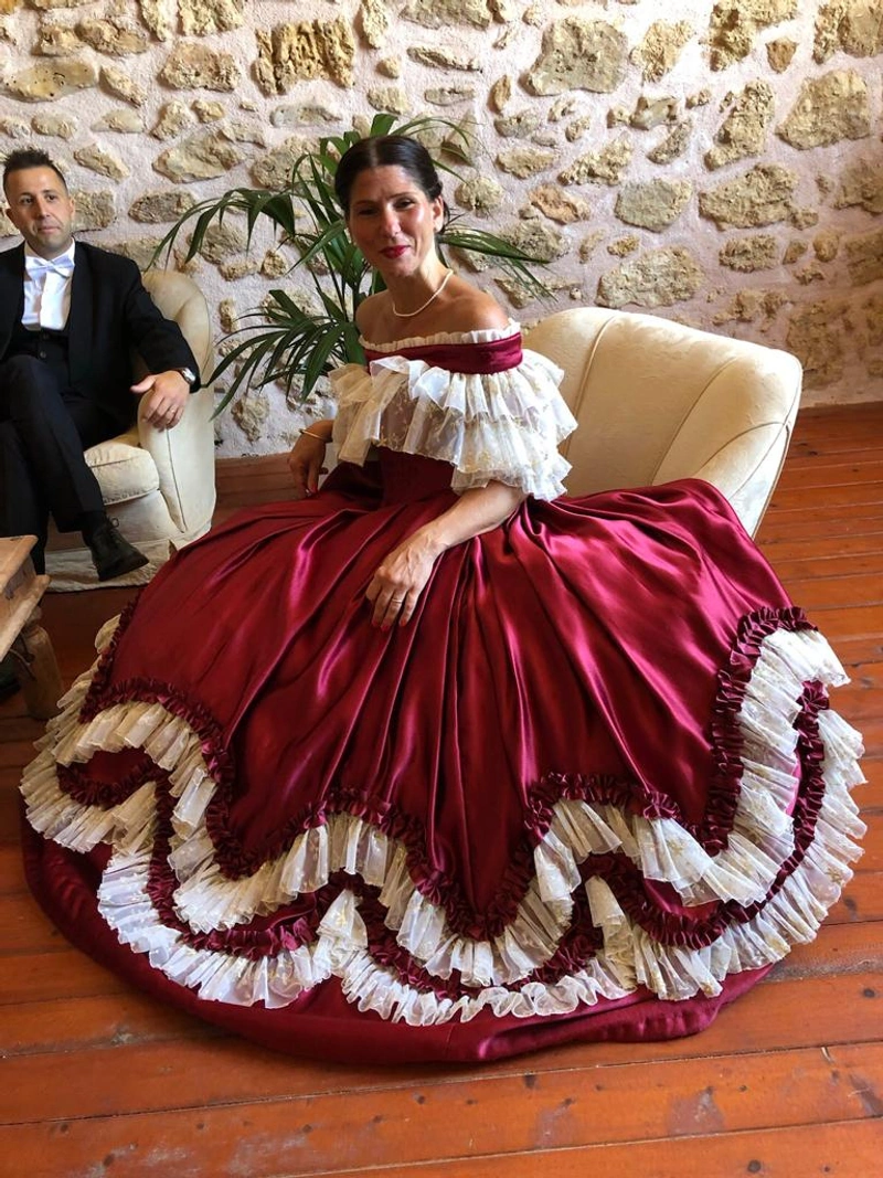 La Sfilata Storica di Trappeto: un evento di lusso da vivere a Villa Nunziatella